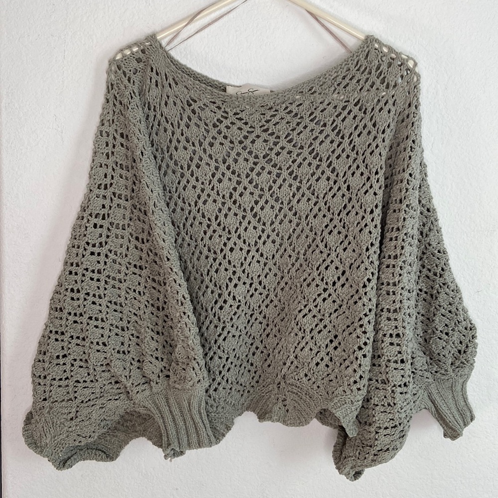 Green Jessica Simpson sweater size medium